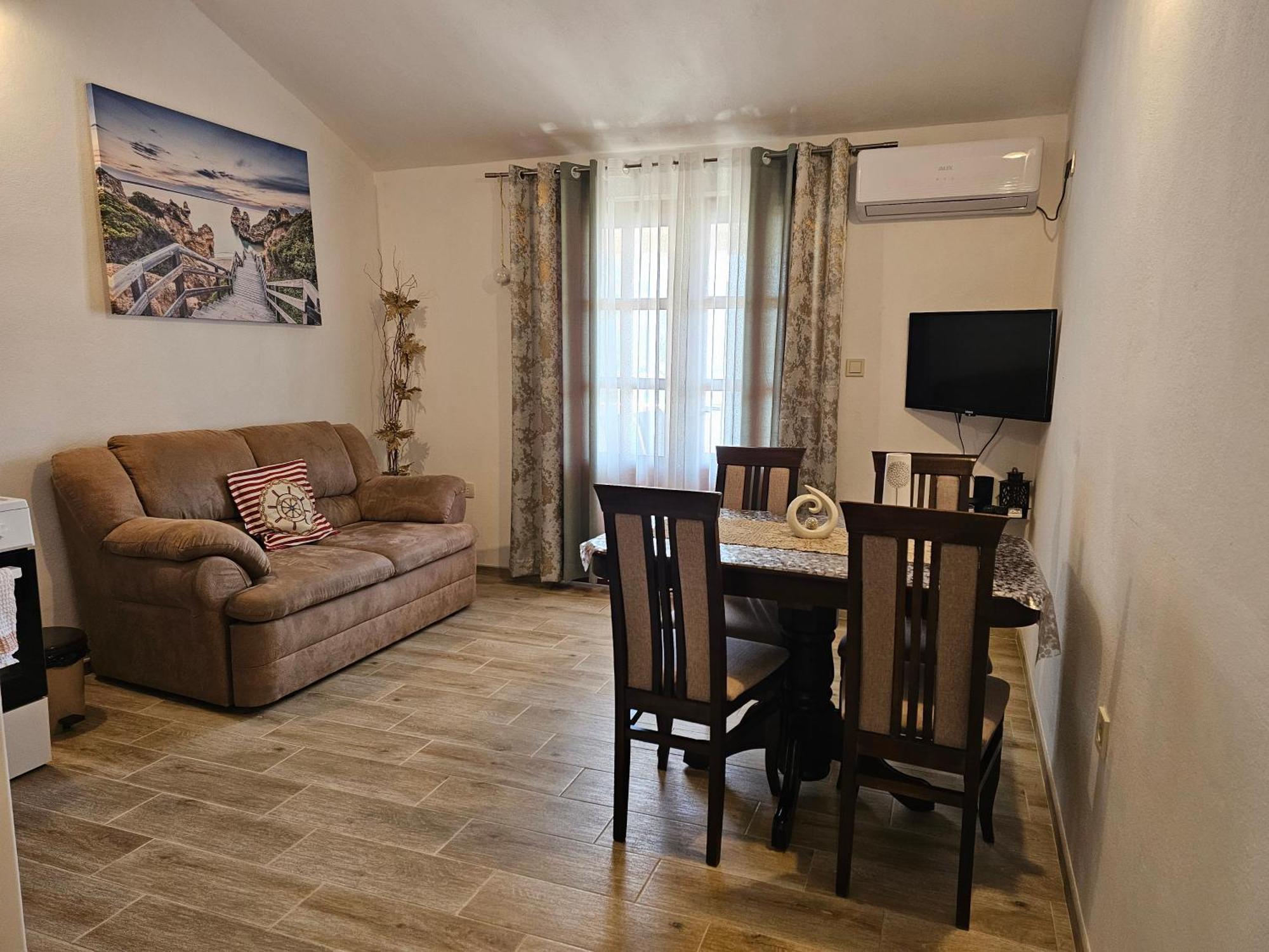 Apartments Nadja Kotor Exterior photo